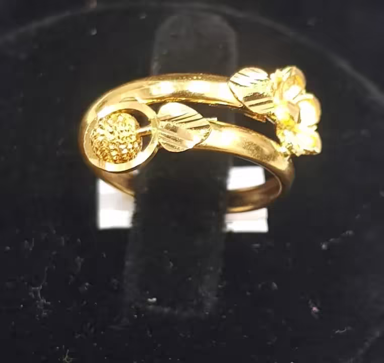 Gold Ladies Rings